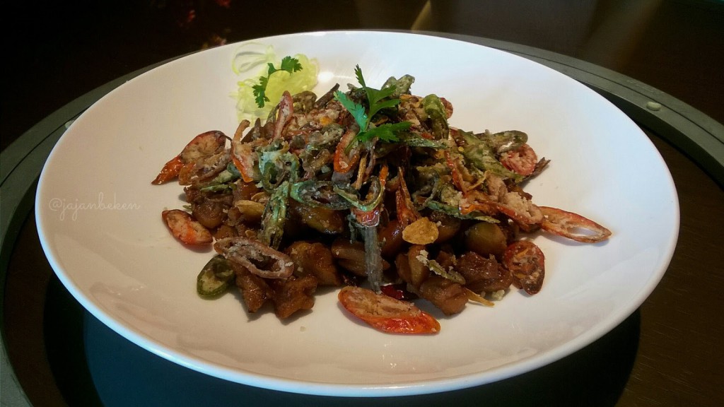 Ayam Cabe Ala Ming (IDR 176K).