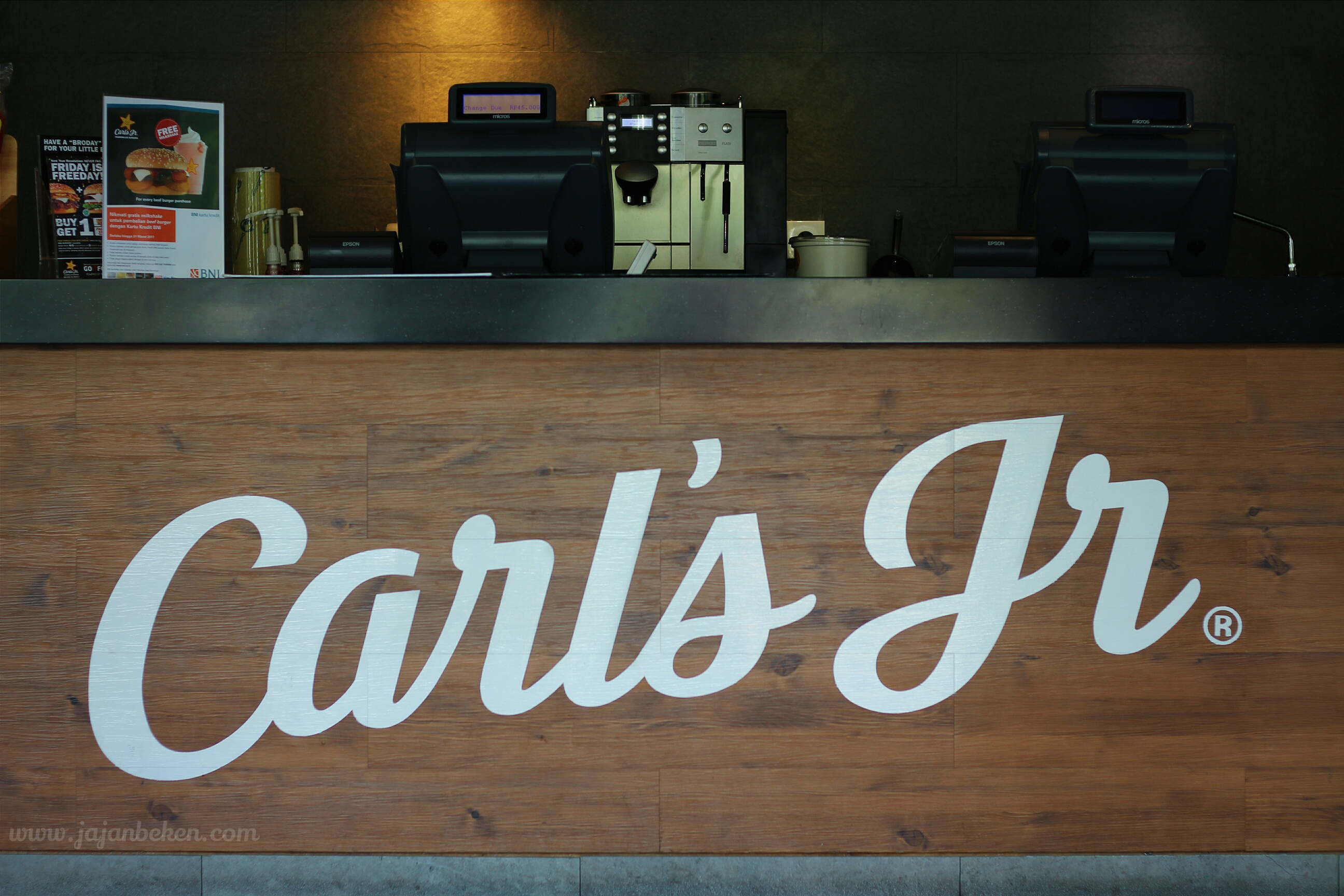 jajanbeken carls junior harapan indah bekasi