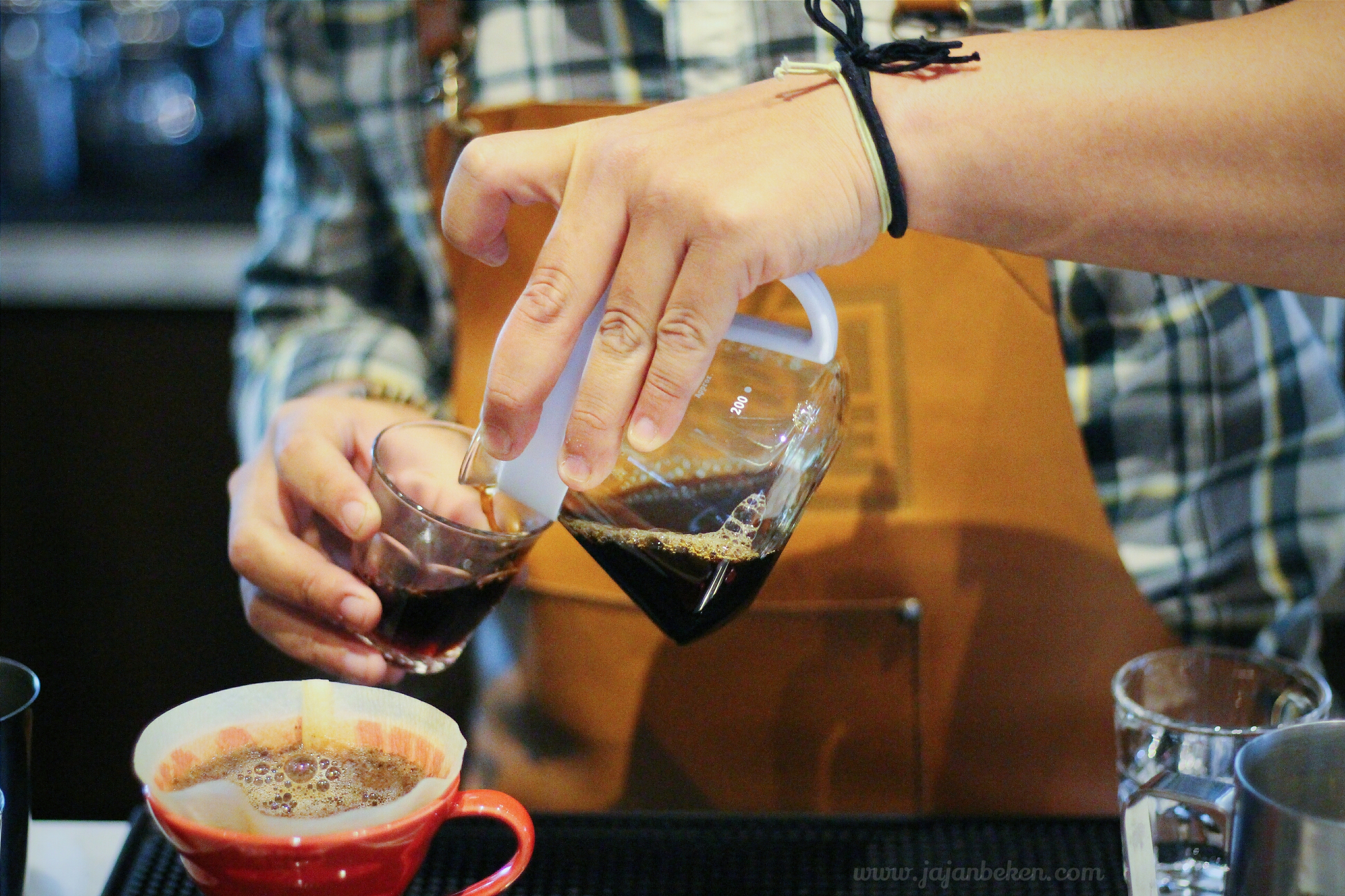 jajanbeken keren coffee landmark pluit.jpg