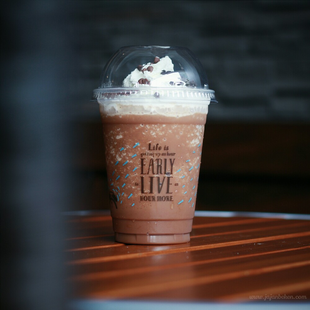 jajanbeken caribou coffee sarinah 2