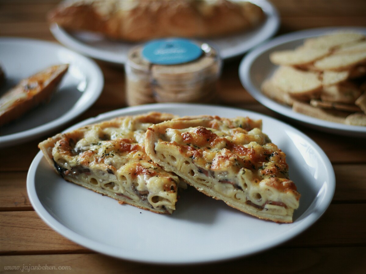 jajanbeken caribou coffee sarinah 6
