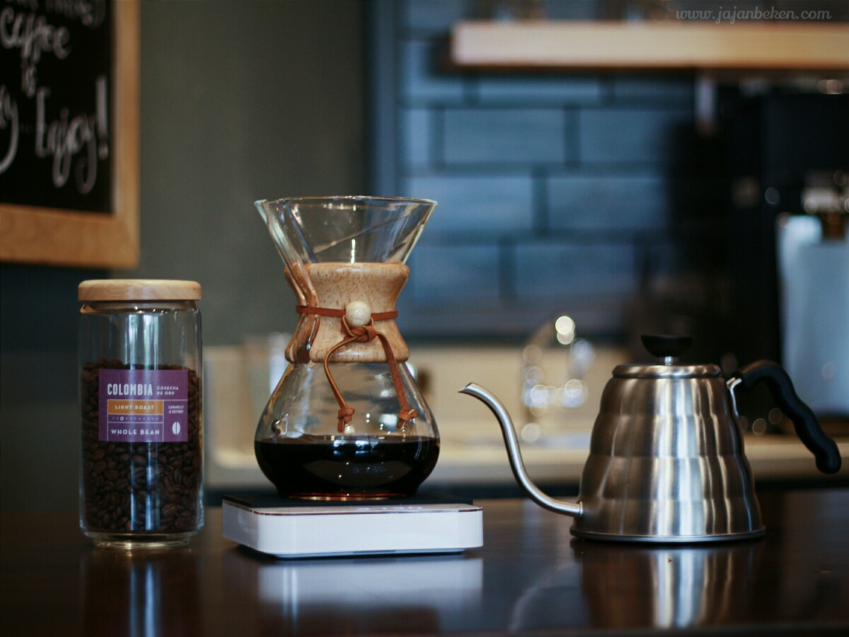jajanbeken caribou coffee sarinah