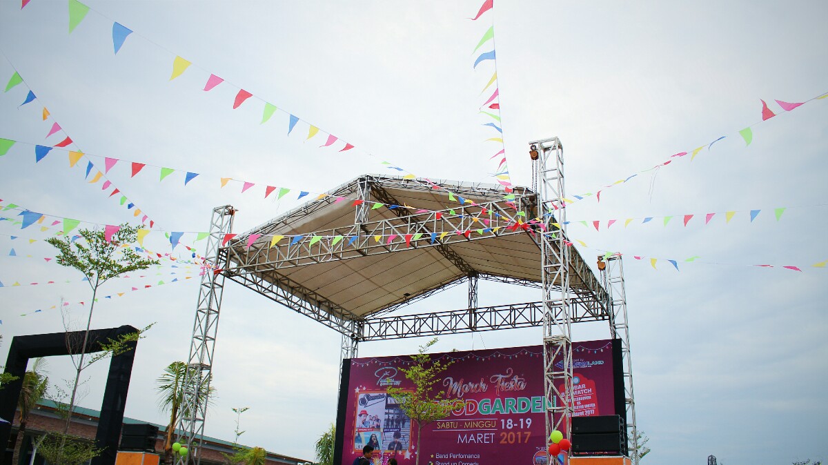 jajanbeken food garden jakarta garden city 24