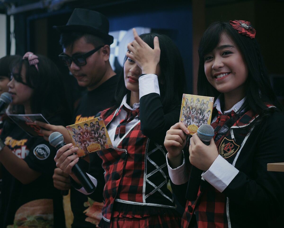 jajanbeken KFC Indonesia Zuper Krunch JKT 48 6