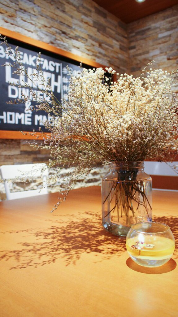 jajanbeken kopi kitchen lippo mall puri