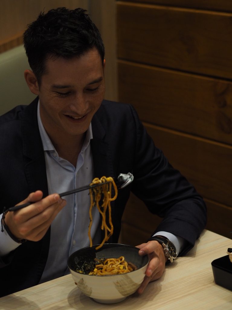 Jajanbeken kabuto mazesoba pik mike lewis