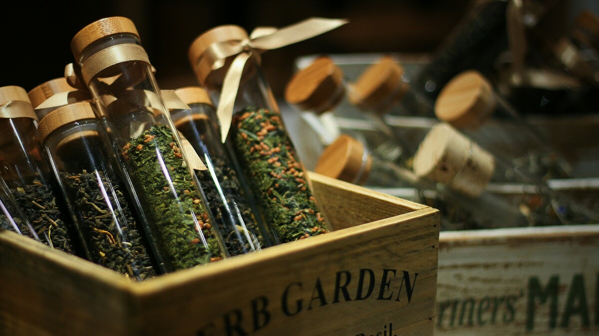jajanbeken lewis and carrol tea flower market 10