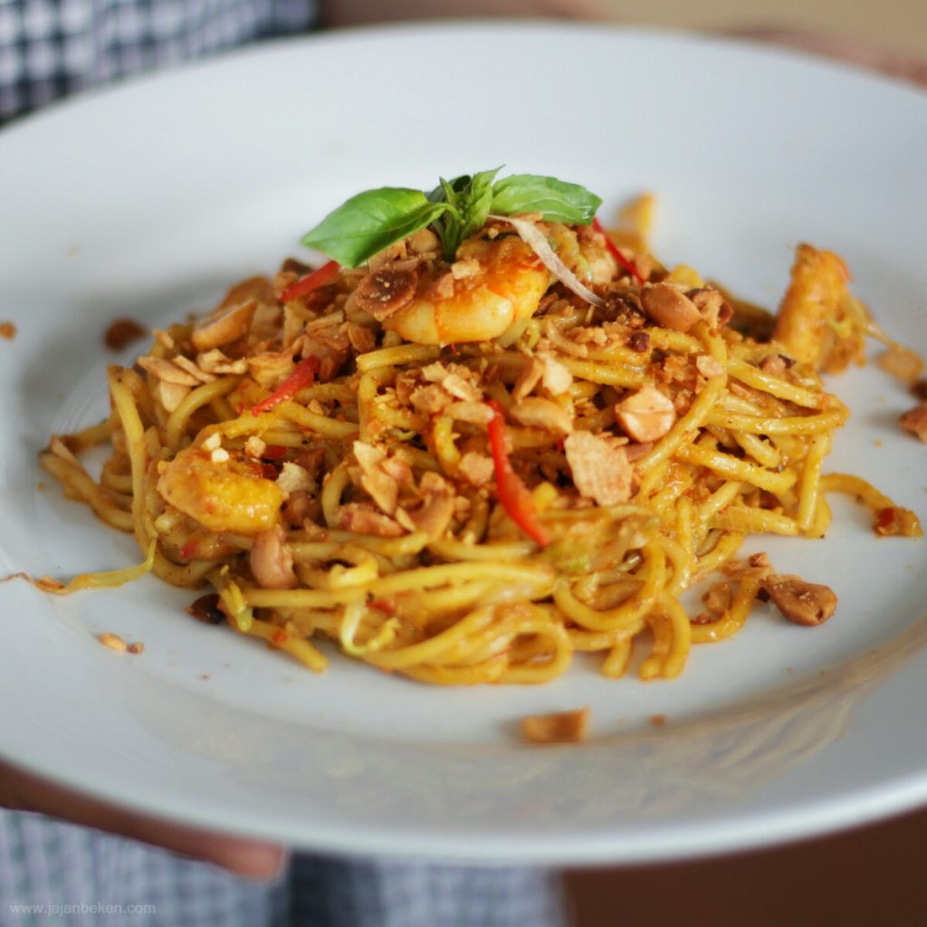 jajanbeken agnez mo restaurant