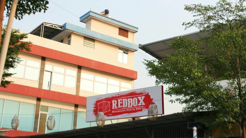 jajanbeken restoran makanan khas manadao
