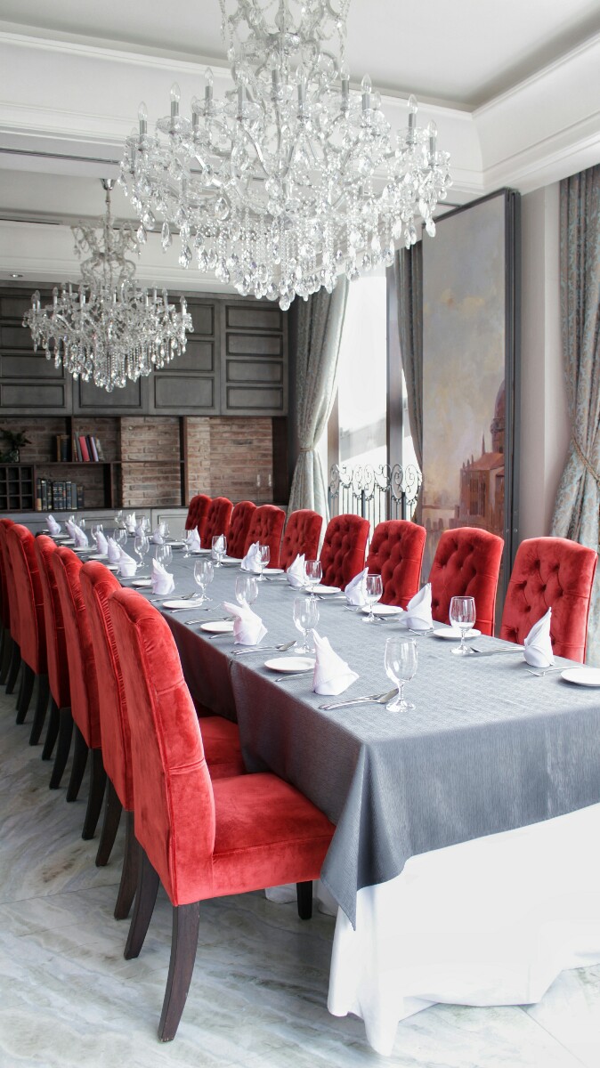 jajanbeken valentino restaurant price