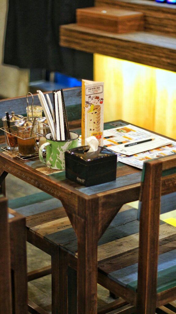 boat noodle gandaria city