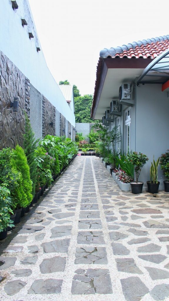 hotel kuwera inn
