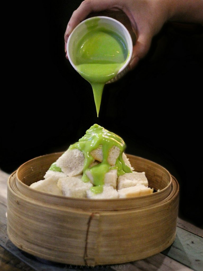 jajanbeken boat noodle gandaria