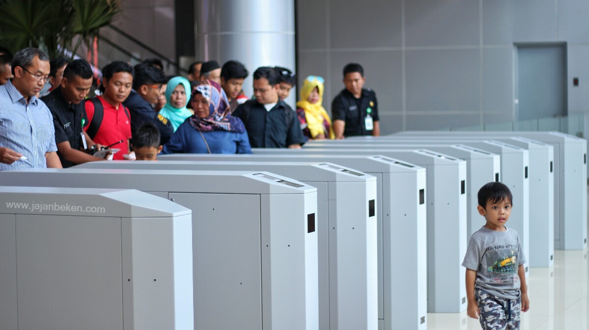 Jajanbeken kereta railink