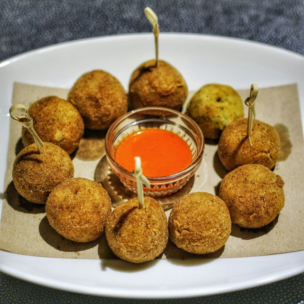 jajanbeken zomato bleu8 hotel mulia