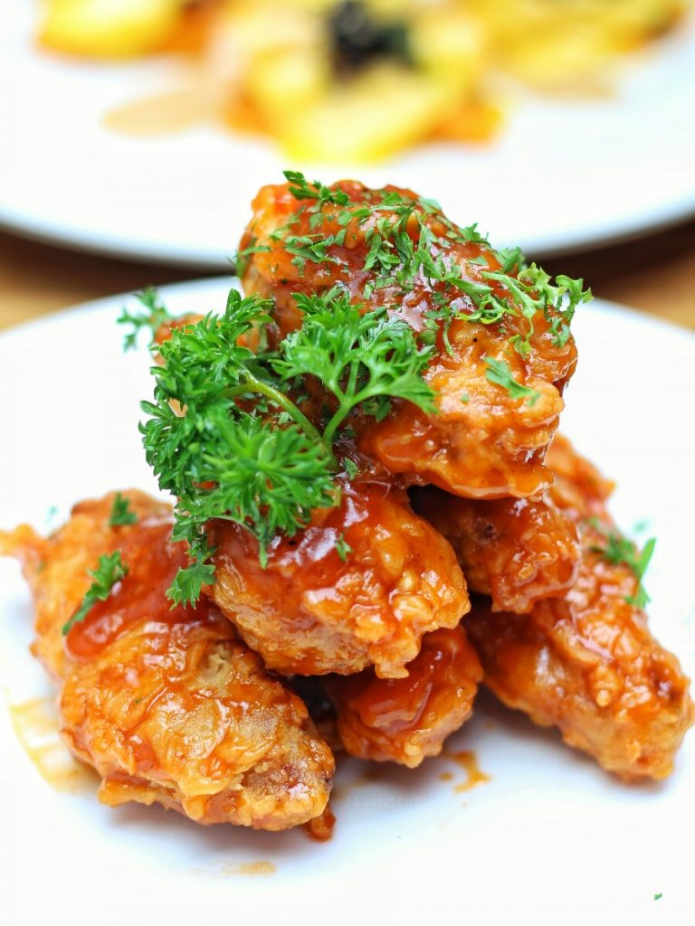 jajanbeken branche bistro harga