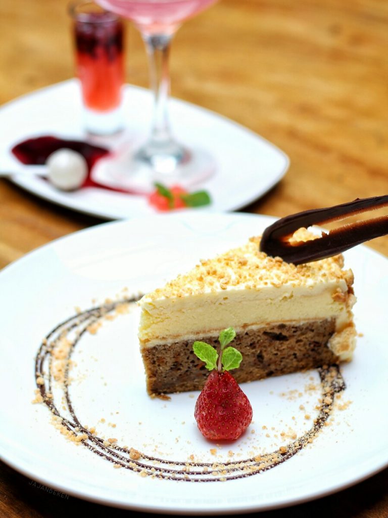jajanbeken branche bistro review