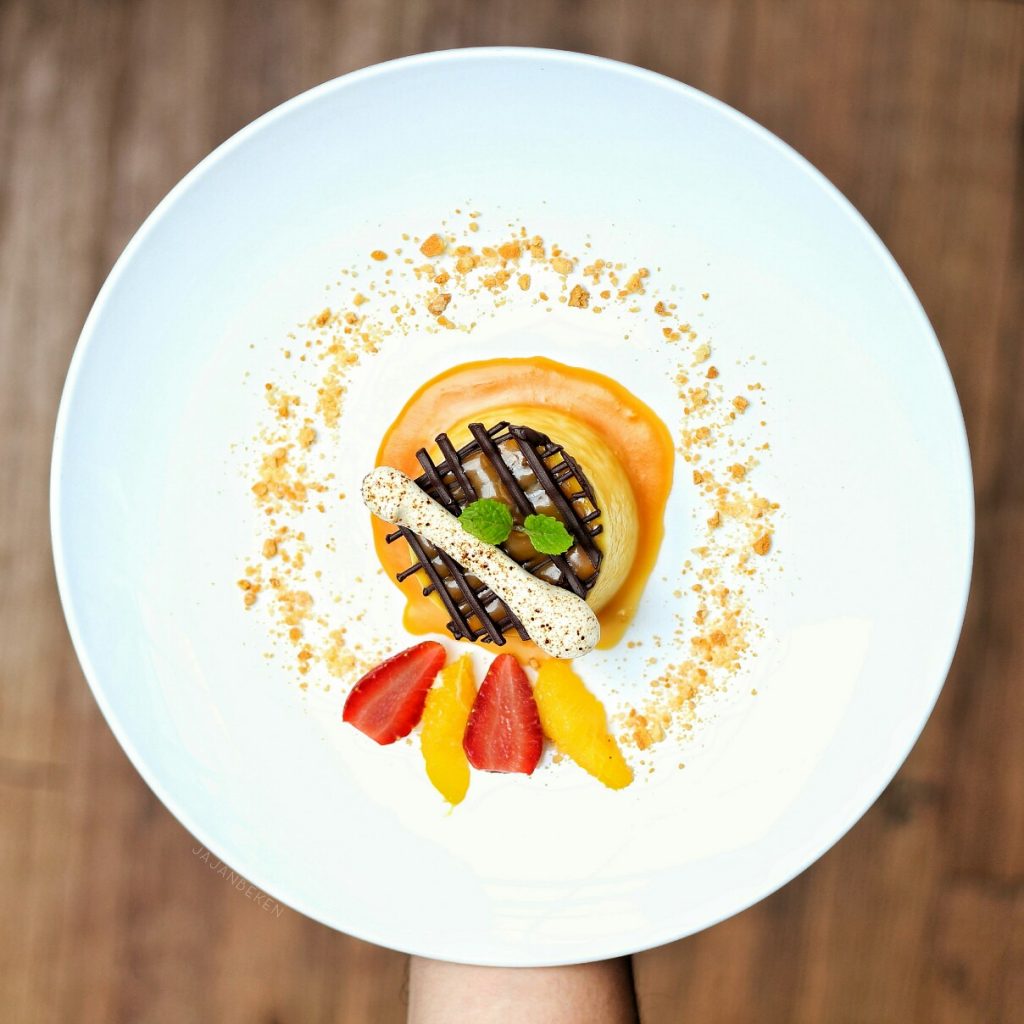 jajanbeken zomato branche bistro