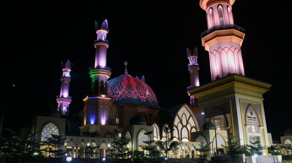 jajanbeken sunsethouse lombok masjid islamic center lombok