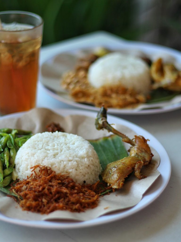 jajanbeken sunsethouse lombok nasi puyung