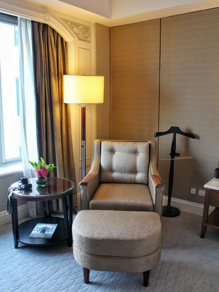 jajanbeken five stars hotel jakarta near bni city station