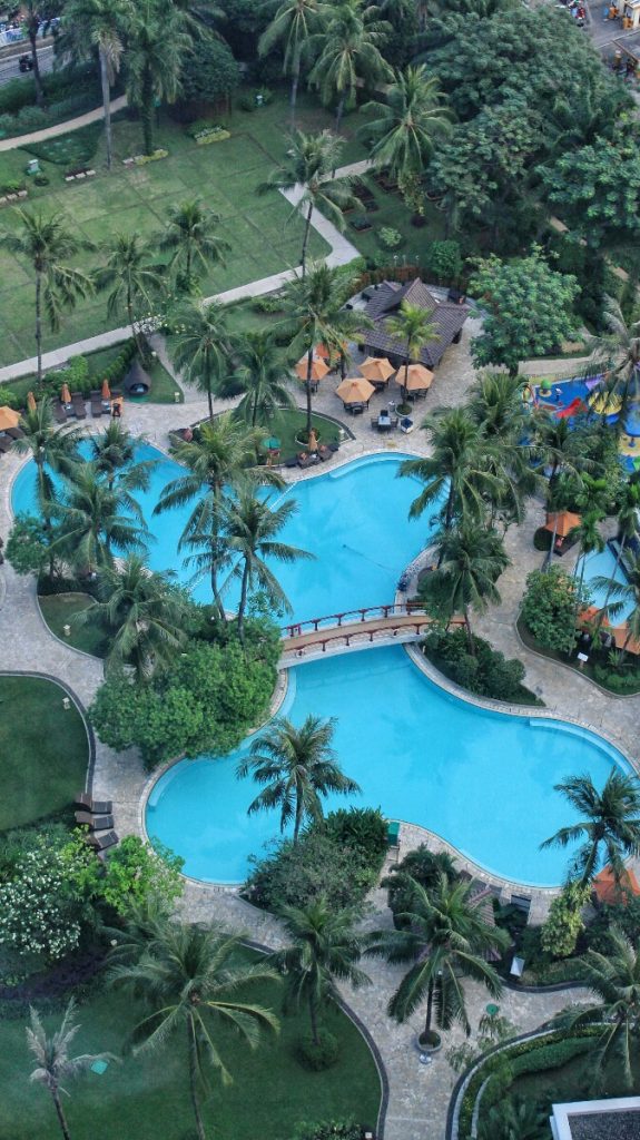 jajanbeken five stars hotel jakarta near train station