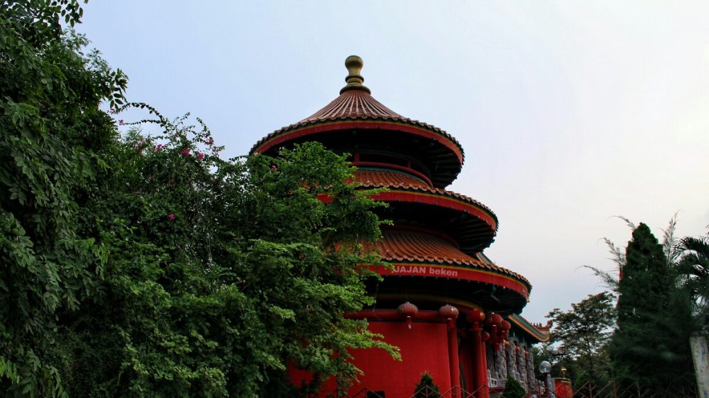 jajanbeken tmii jakarta