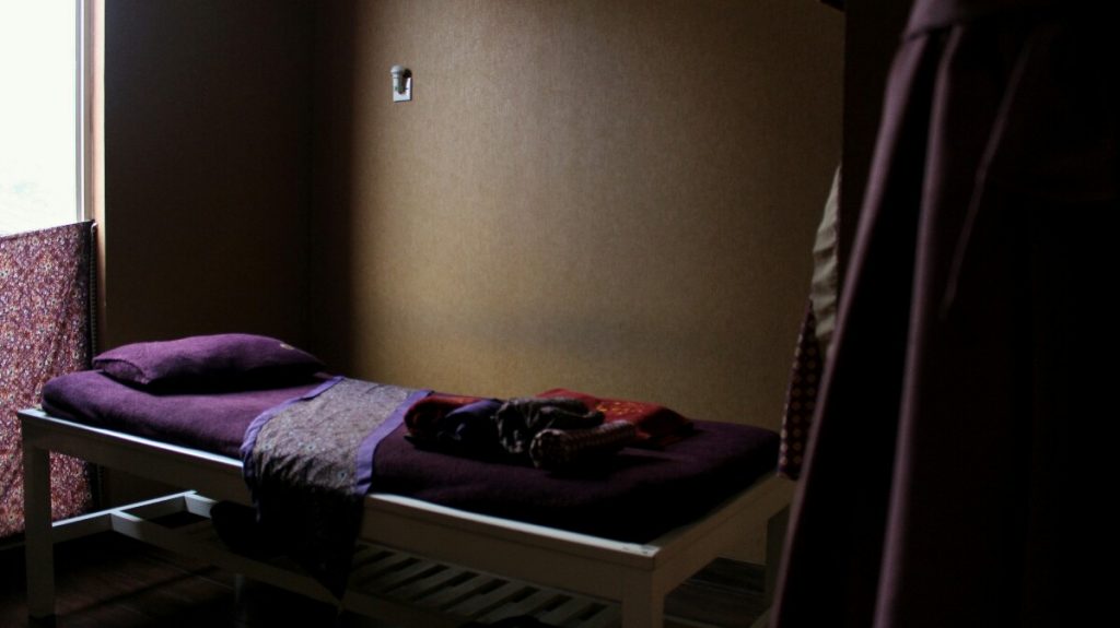 jajanbeken hotel near jakarta airport