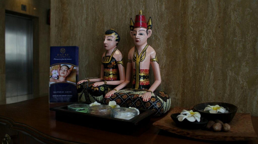 jajanbeken jakarta hotel guide
