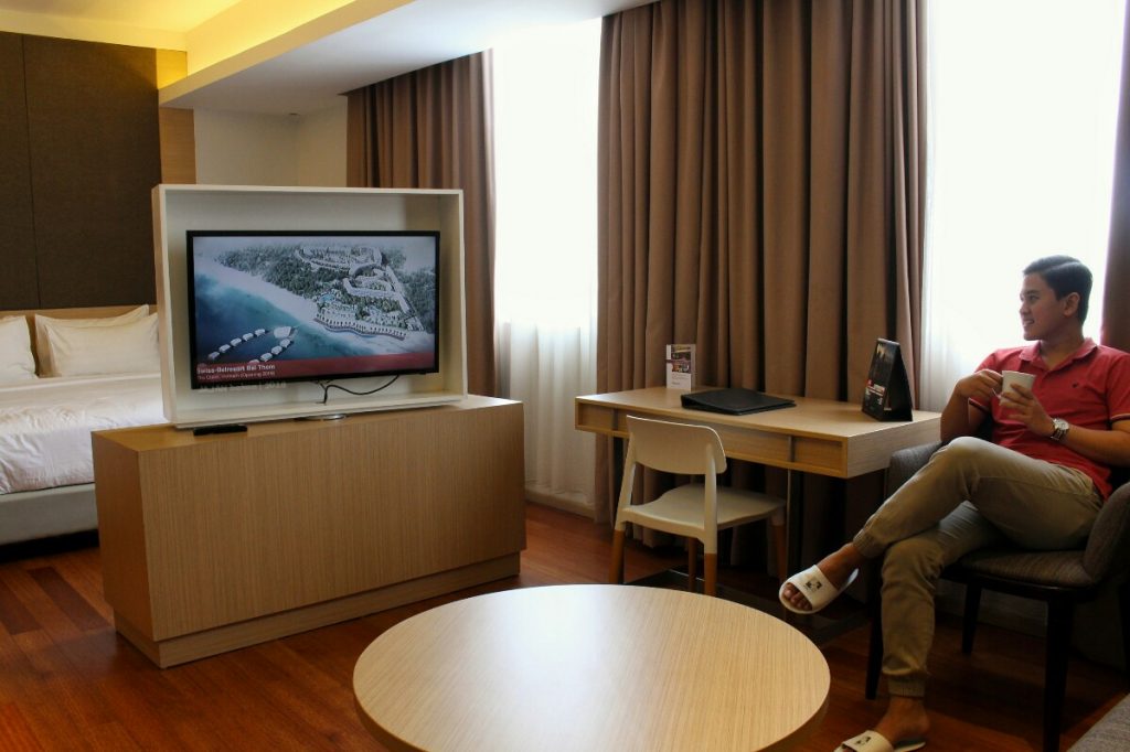 jajanbeken pegi pegi swiss belinn airport