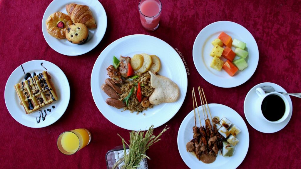 jajanbeken resinda hotel karawang oryza restaurant