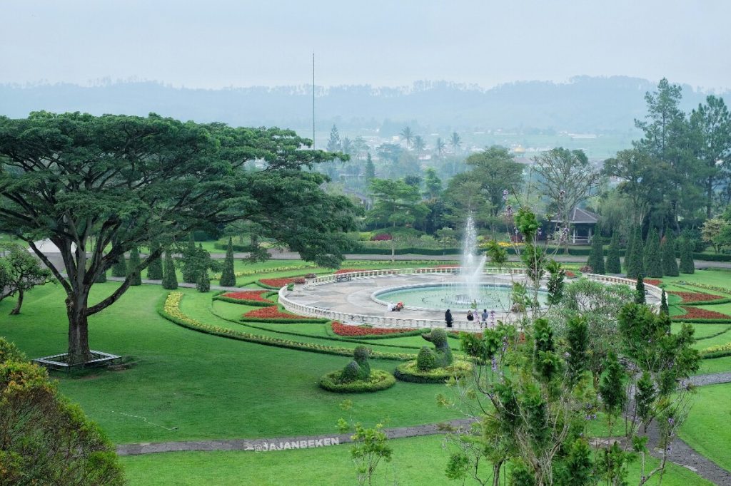 jajanbeken taman bunga puncak terbaru