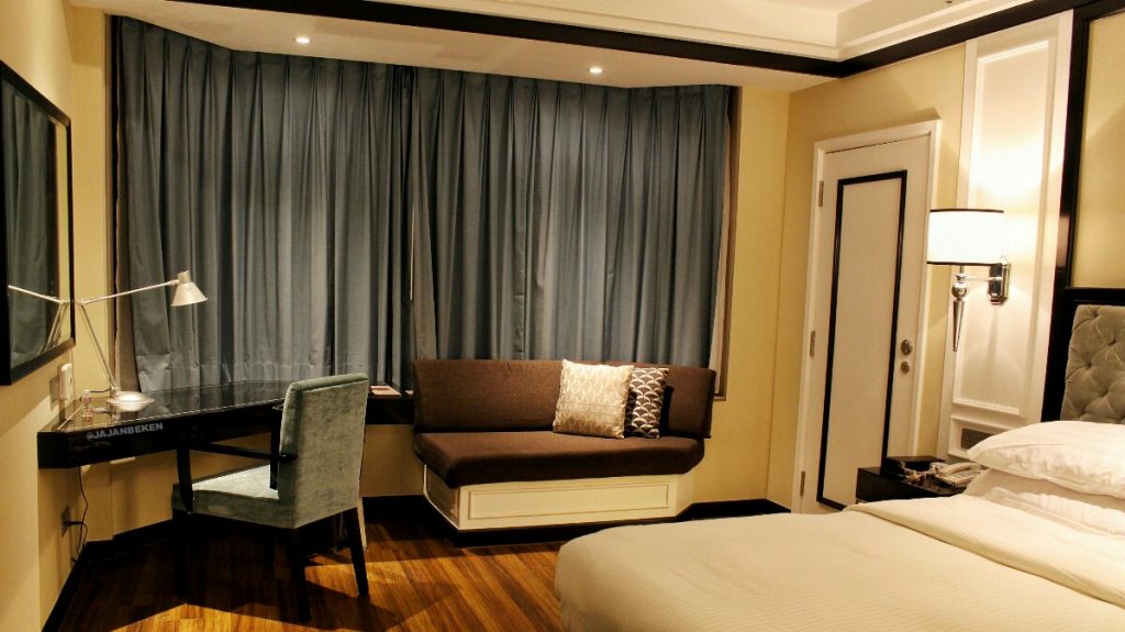 jajanbeken melia KL review