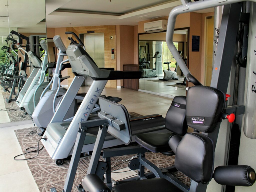 jajanbeken aston sentul 27