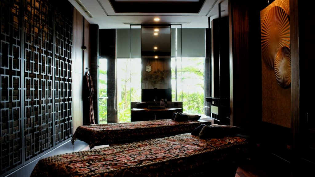 jajanbeken aston sentul bogor