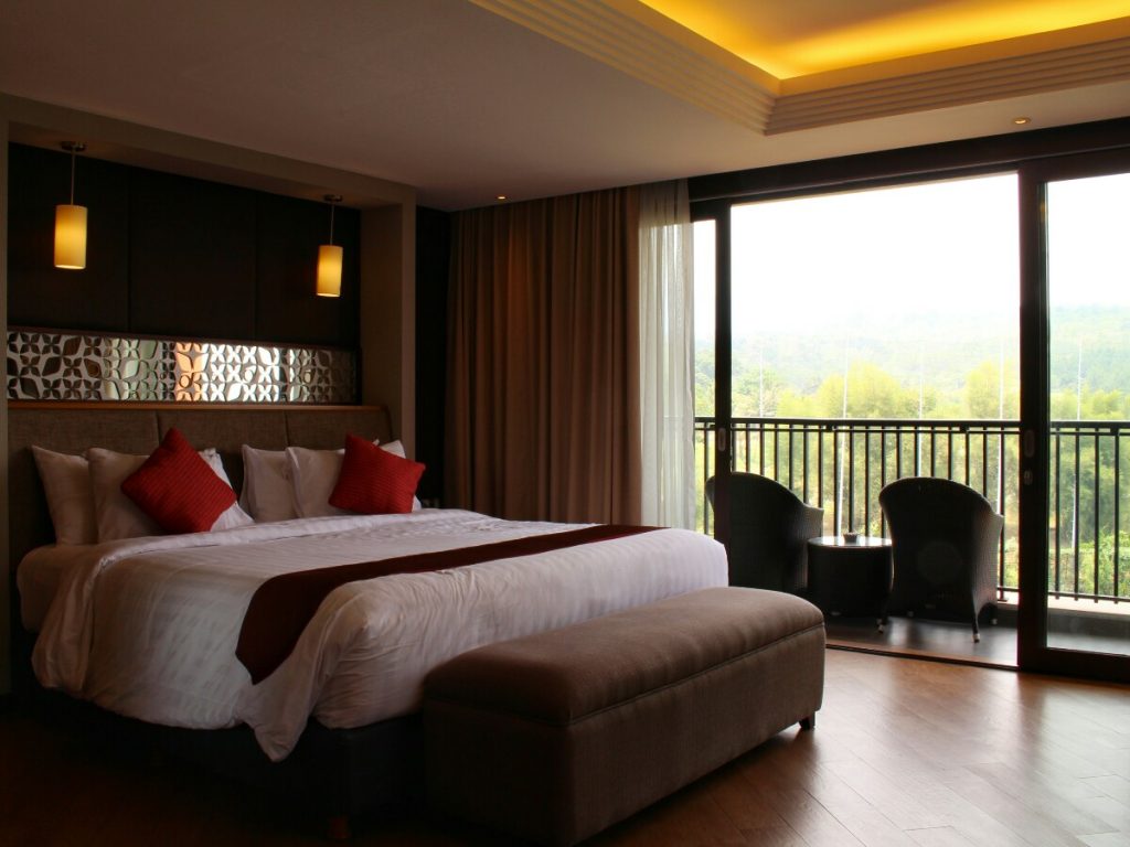 jajanbeken aston sentul restaurant