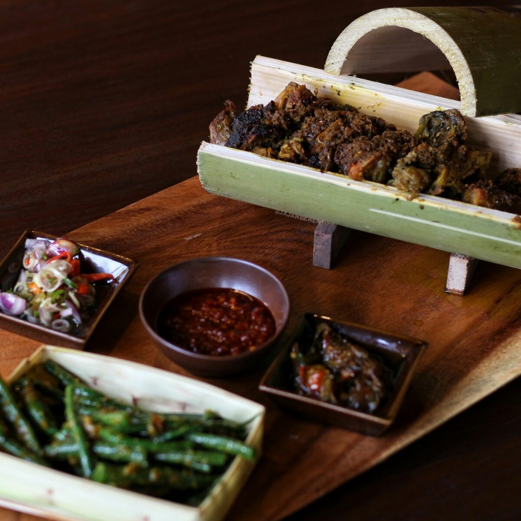 jajanbeken bebek timbungan duck restaurant bali