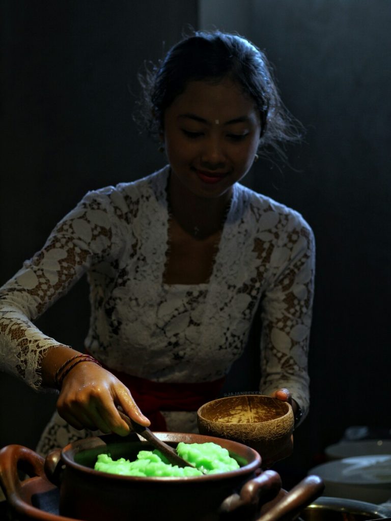 jajanbeken what to eat bali