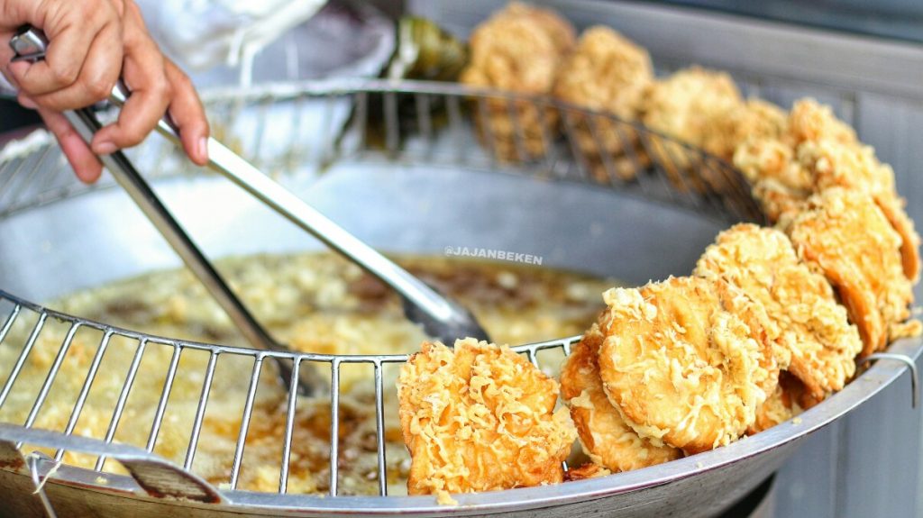 jajanbeken bogor food
