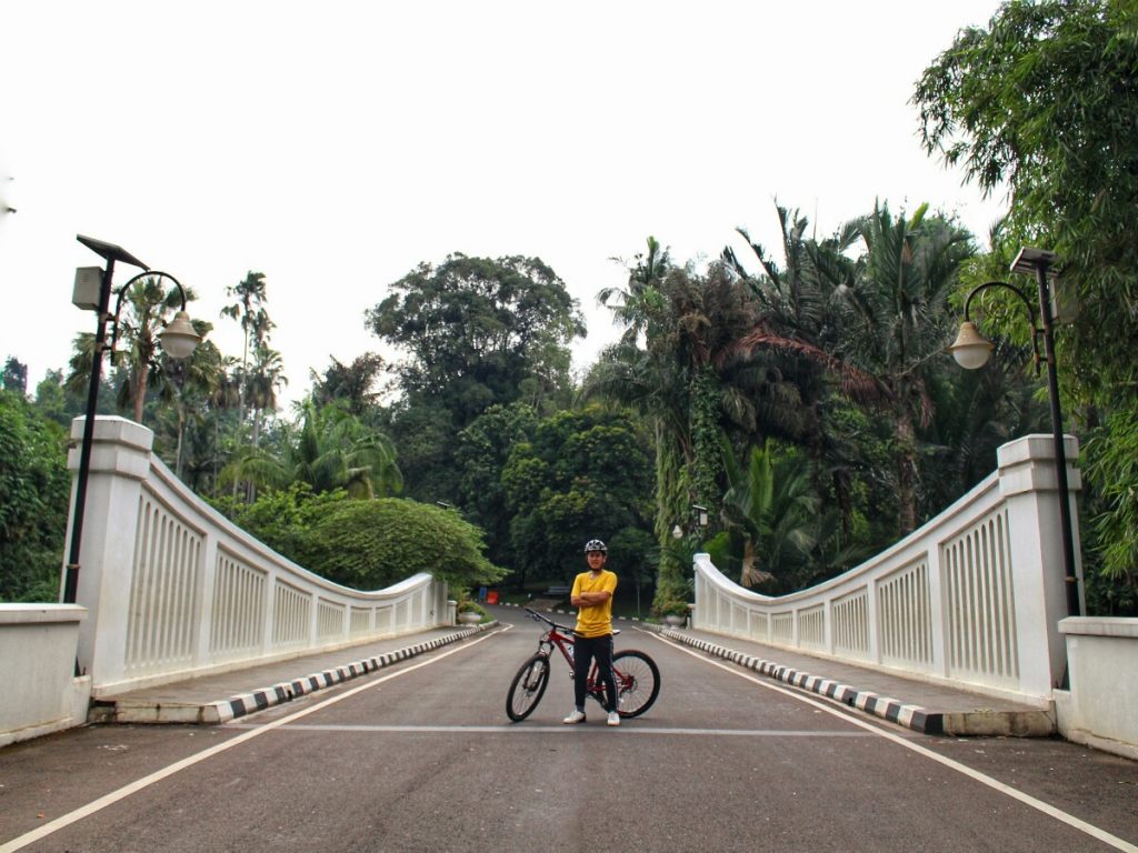 jajanbeken fasilitas kebun raya bogor