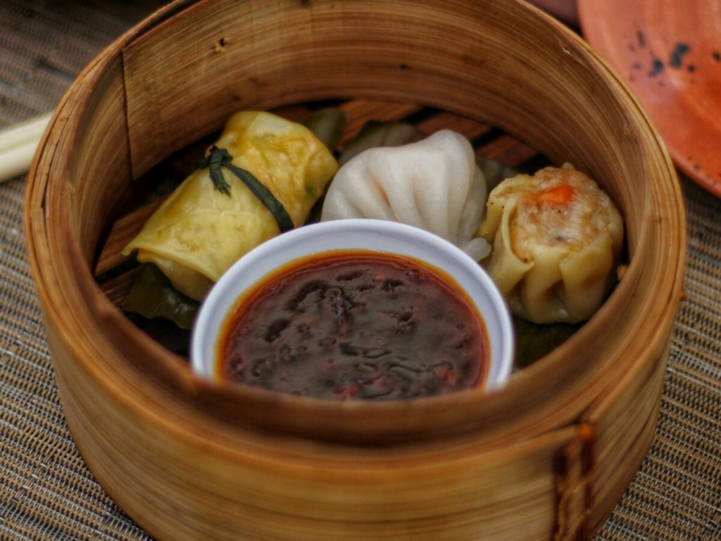jajanbeken layang layang restaurant lunch