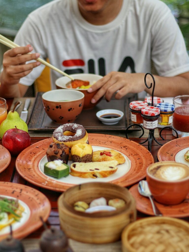 jajanbeken layang layang restaurant menu