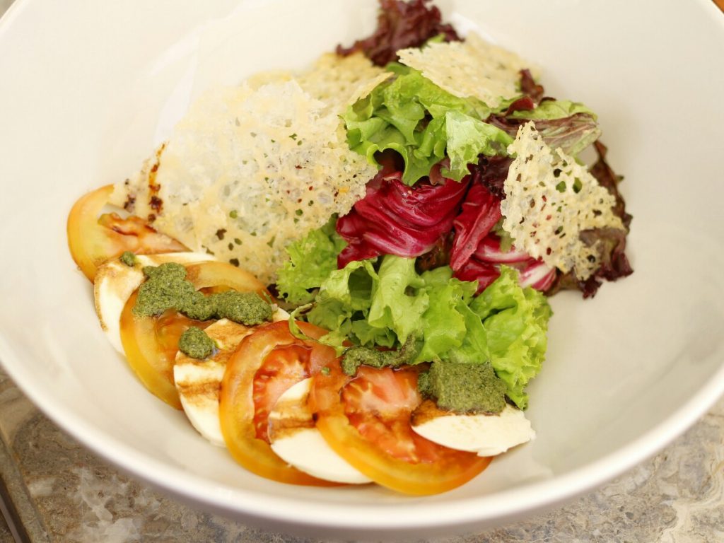 jajanbeken nyala beach club and grill price