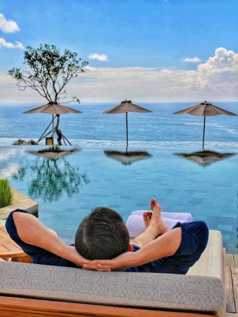 jajanbeken six senses uluwatu crudo restaurant