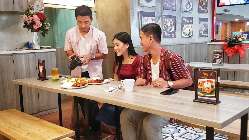 jajanbeken food blogger tv show trans 7.jpeg