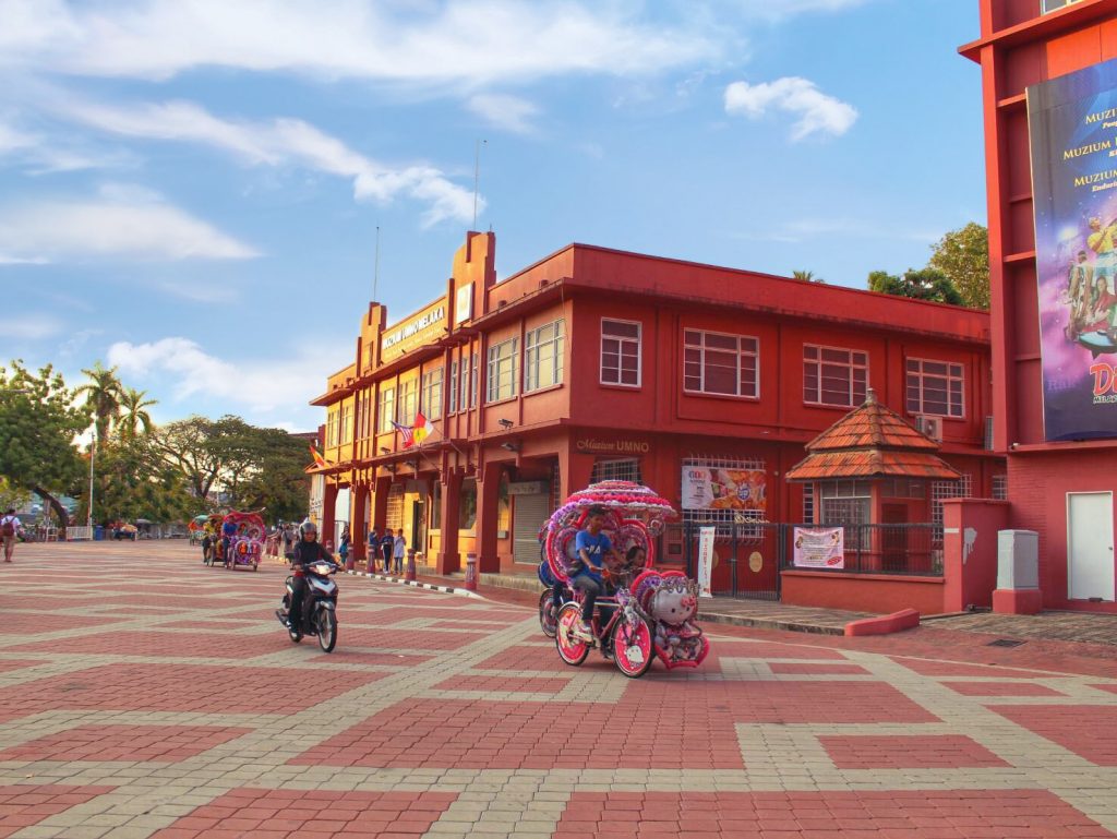 jajanbeken malaysia travel guide