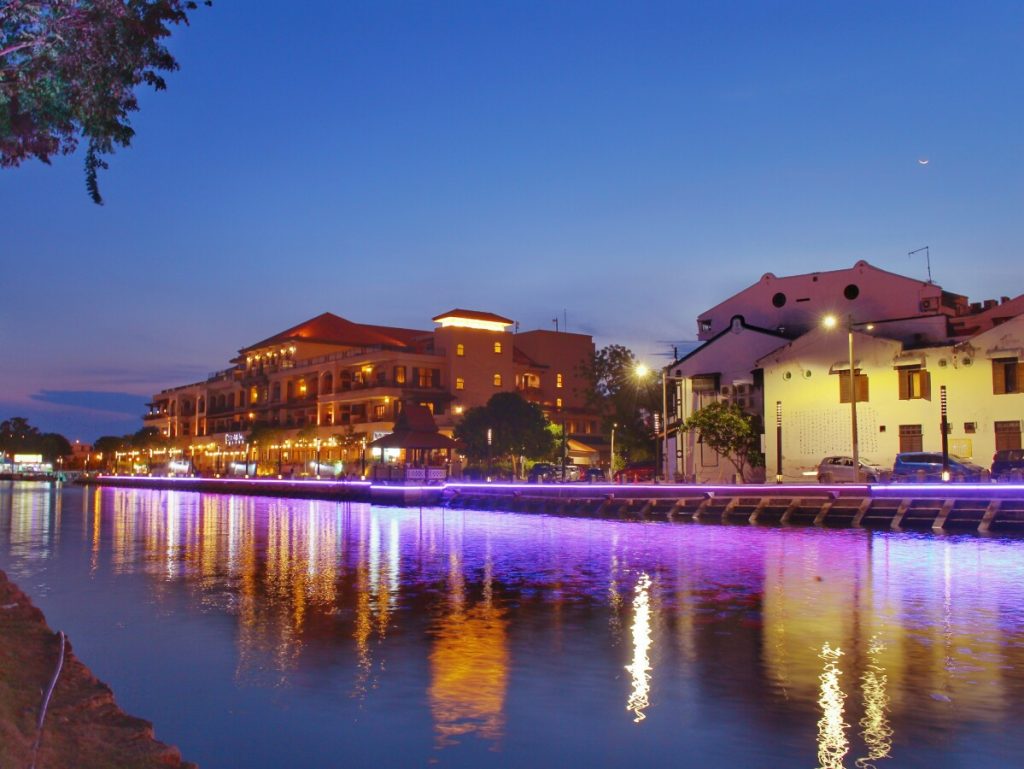 jajanbeken where to stay malaka