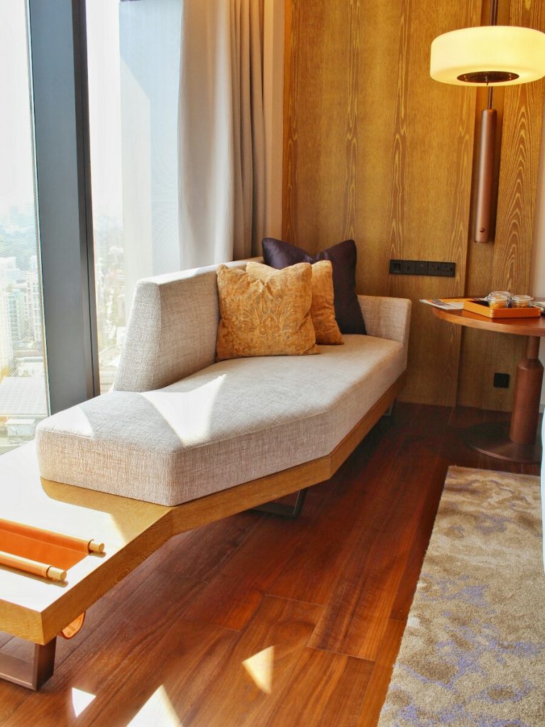 jajanbeken singapore hotel reviewer