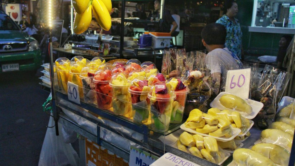 jajanbeken bangkok travel guide bangkok night market