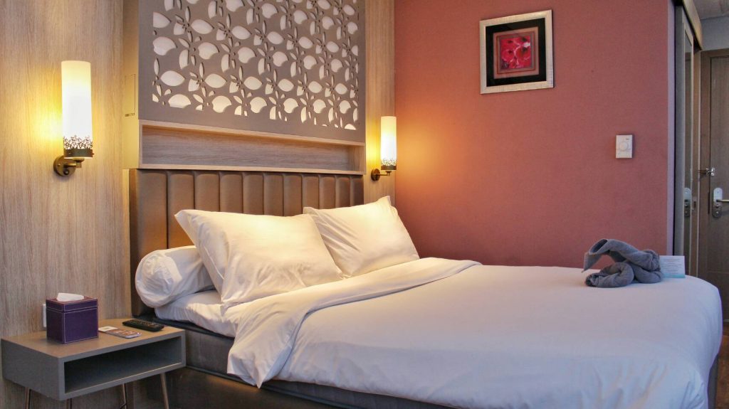 jajanbeken best hotel near cikarang